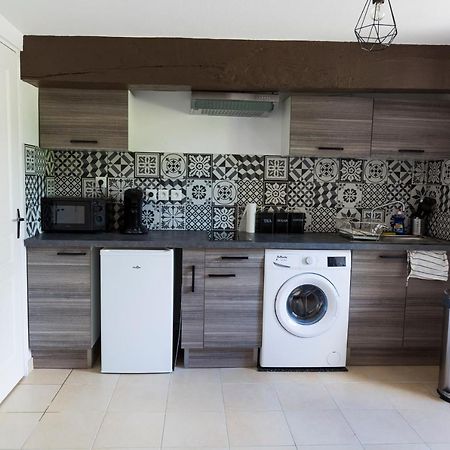 Au Refuge Hyper Centre Joigny Apartment Bagian luar foto