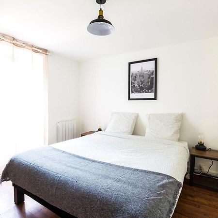 Au Refuge Hyper Centre Joigny Apartment Bagian luar foto