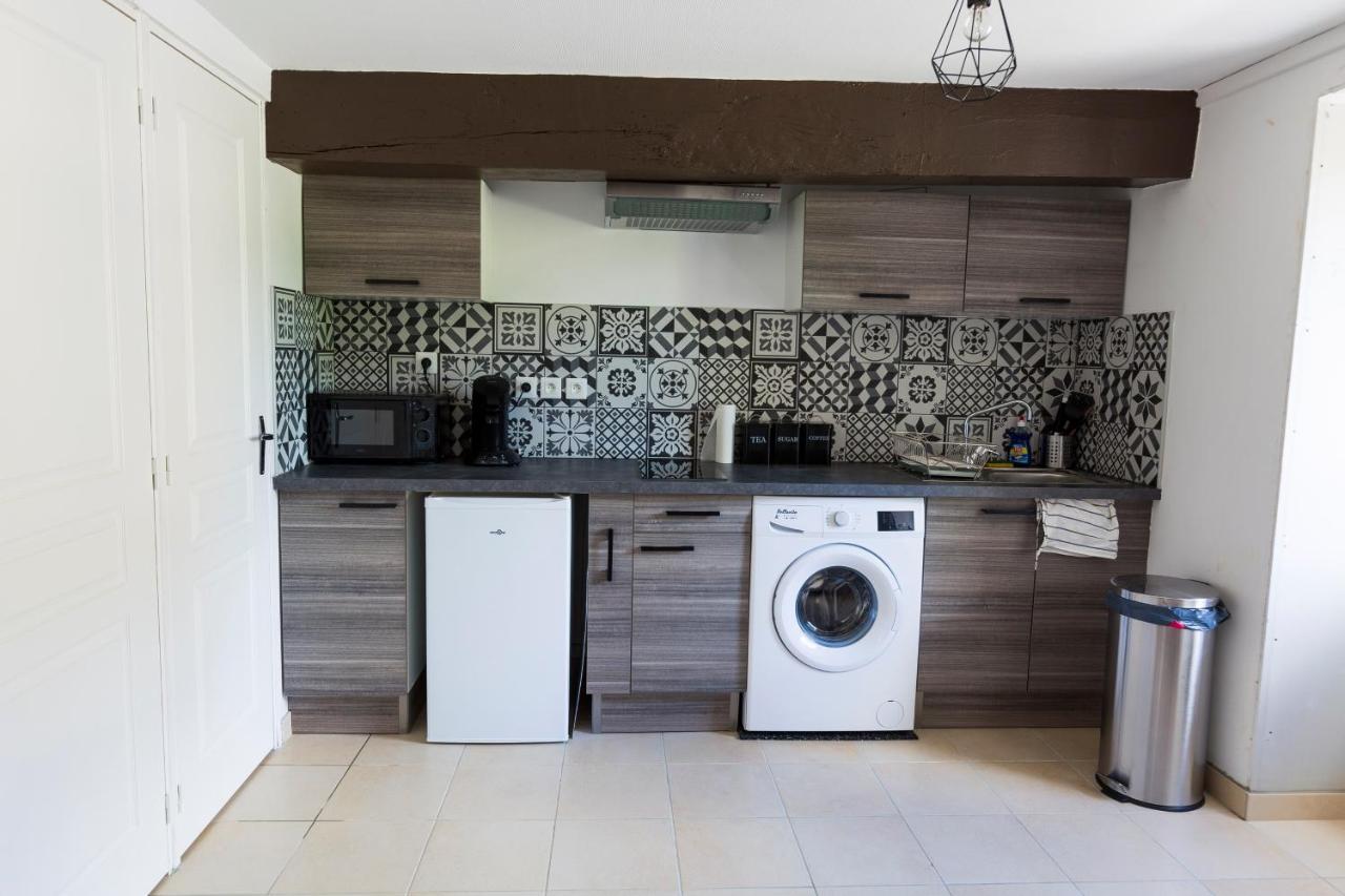 Au Refuge Hyper Centre Joigny Apartment Bagian luar foto