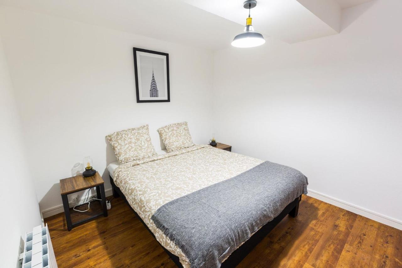 Au Refuge Hyper Centre Joigny Apartment Bagian luar foto