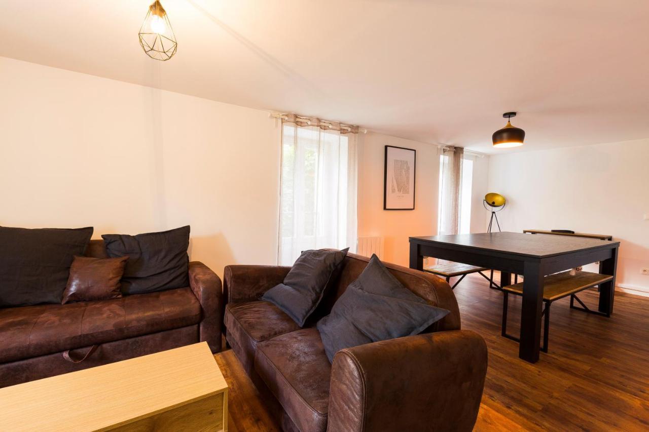 Au Refuge Hyper Centre Joigny Apartment Bagian luar foto